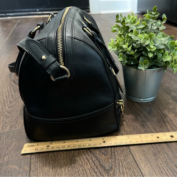 Ralph Lauren Black Women’s Purse detailed with Gold RLL branding - Picture 3 of 11